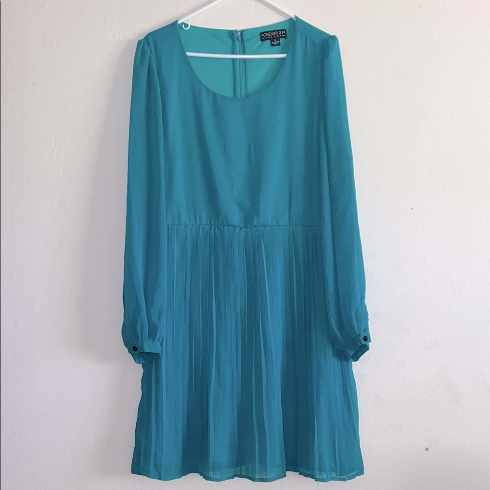 Forever 21 Teal Long Sleeve Dress